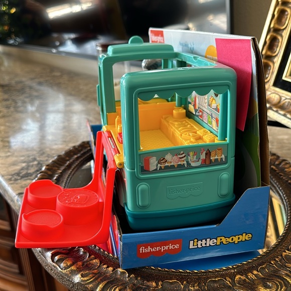 Little People Serve it up Talking Taco Food Truck New Fisheries-Price Great Gift - Picture 6 of 11